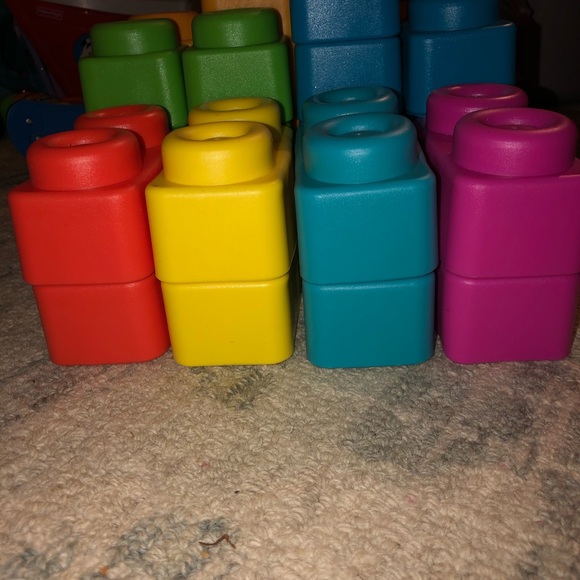 35 starter legos soft - Picture 5 of 7